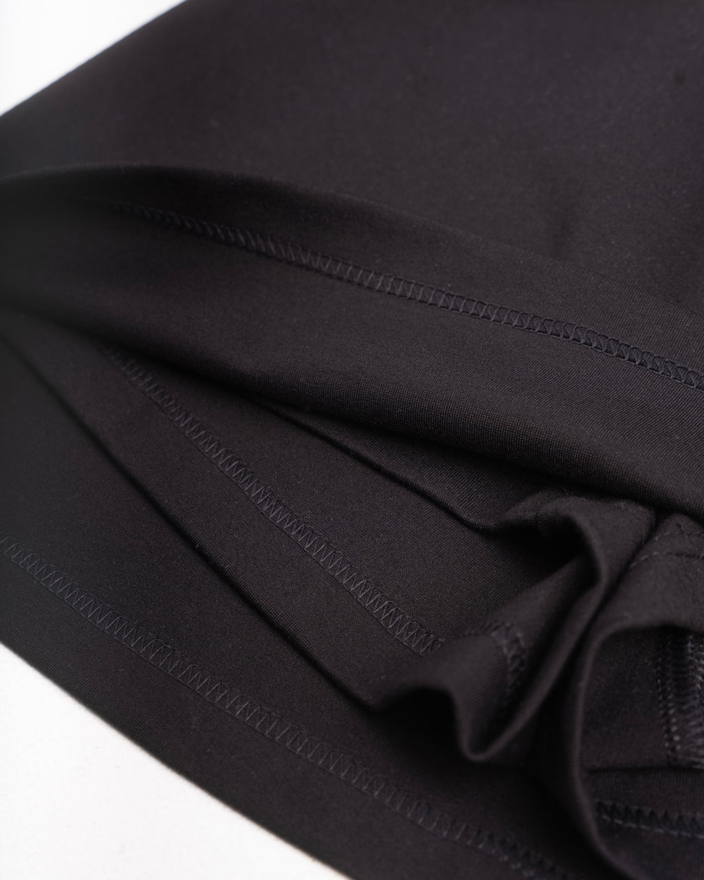Mini low rise skirt