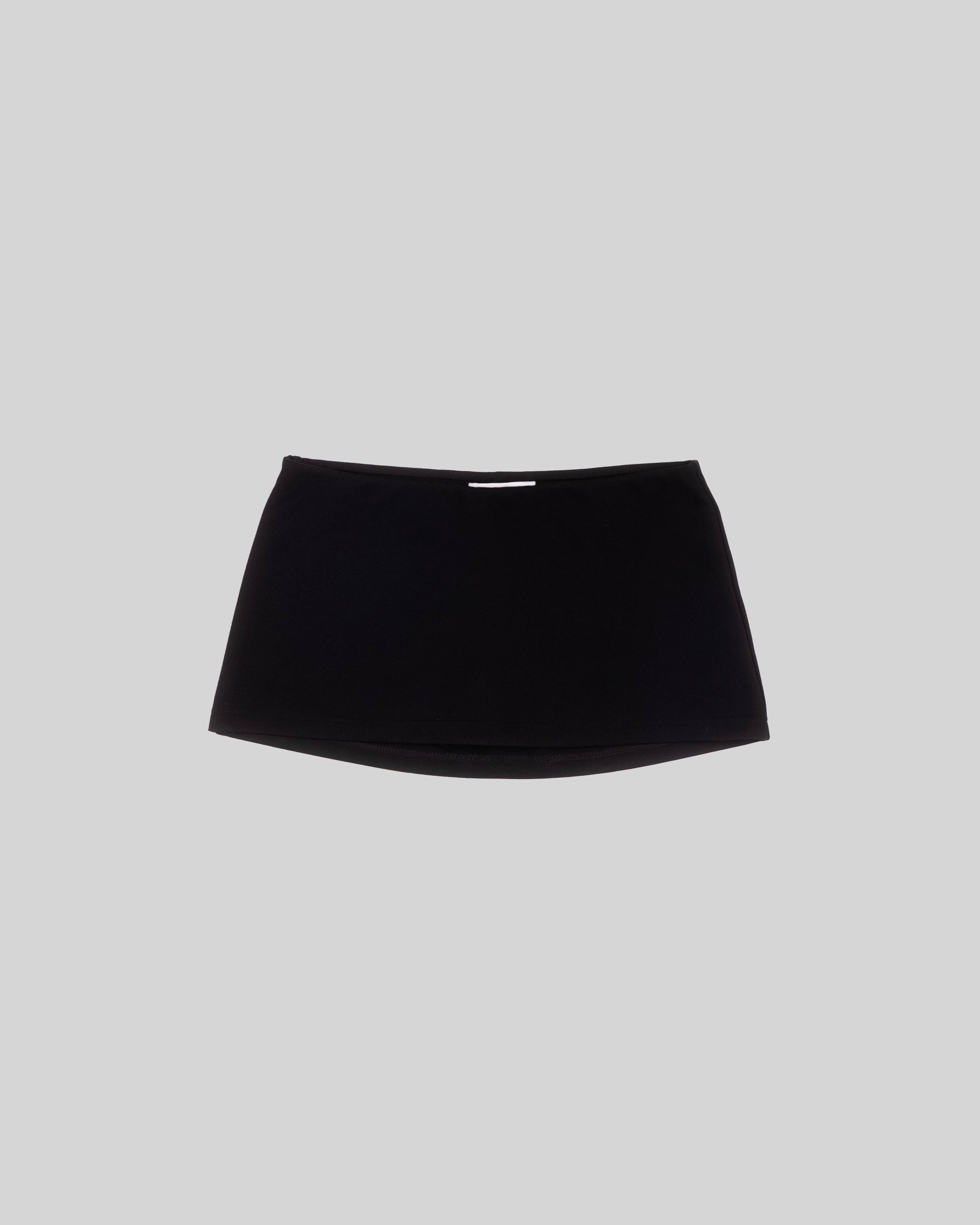 Mini low rise skirt