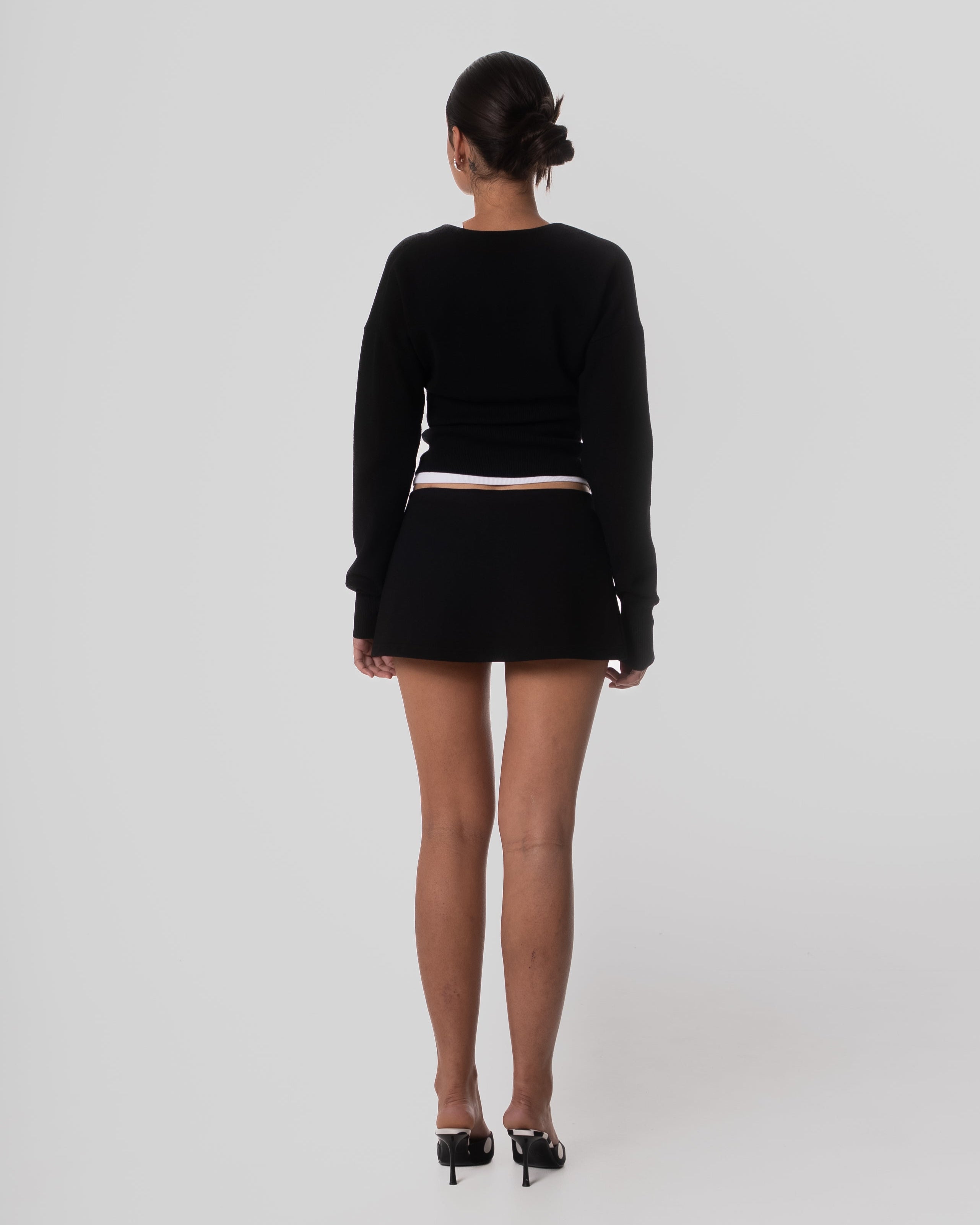 Mini low rise skirt